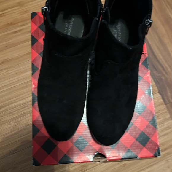 Ankle boot - Picture 8 of 9